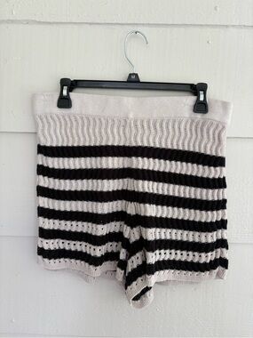 Everlane Organic Cotton Black White Striped Shorts Women's Medium Cottagecore